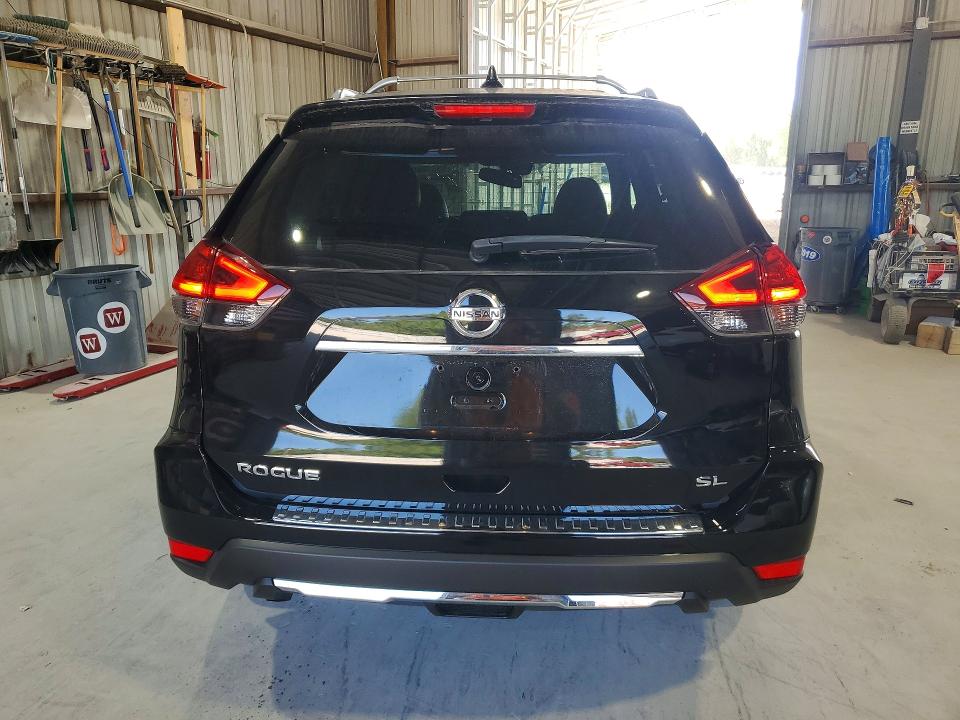 53340806 :رقم المزاد ، 5N1AT2MT4HC819000 vin ، 2017 Nissan Rogue مزاد بيع