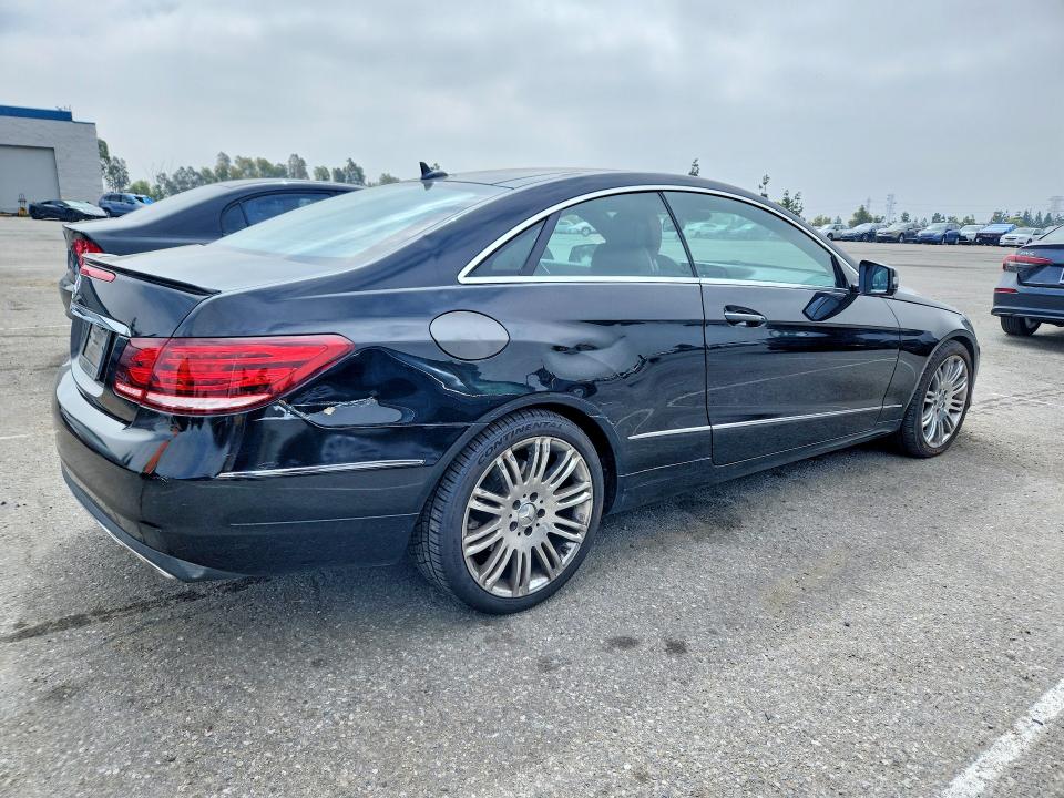 Продажа на аукционе авто 2016 Mercedes-benz E, vin: WDDKJ6FB4GF335034, номер лота: 51852976