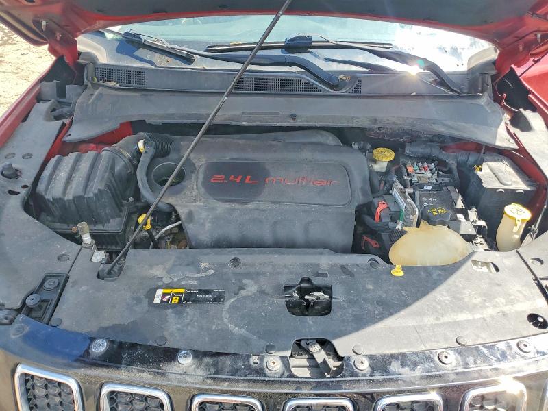 52417886 :رقم المزاد ، 3C4NJDCB1JT367193 vin ، 2018 Jeep Compass مزاد بيع