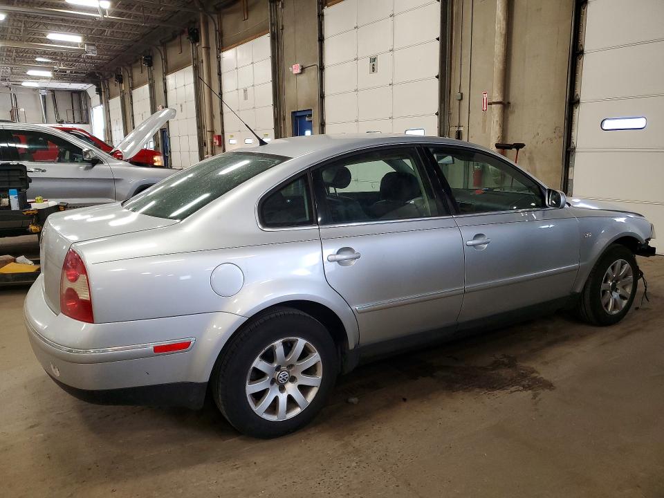 2003 Volkswagen Passat მანქანა იყიდება აუქციონზე, vin: WVWPD63B43P387974, აუქციონის ნომერი: 53564246