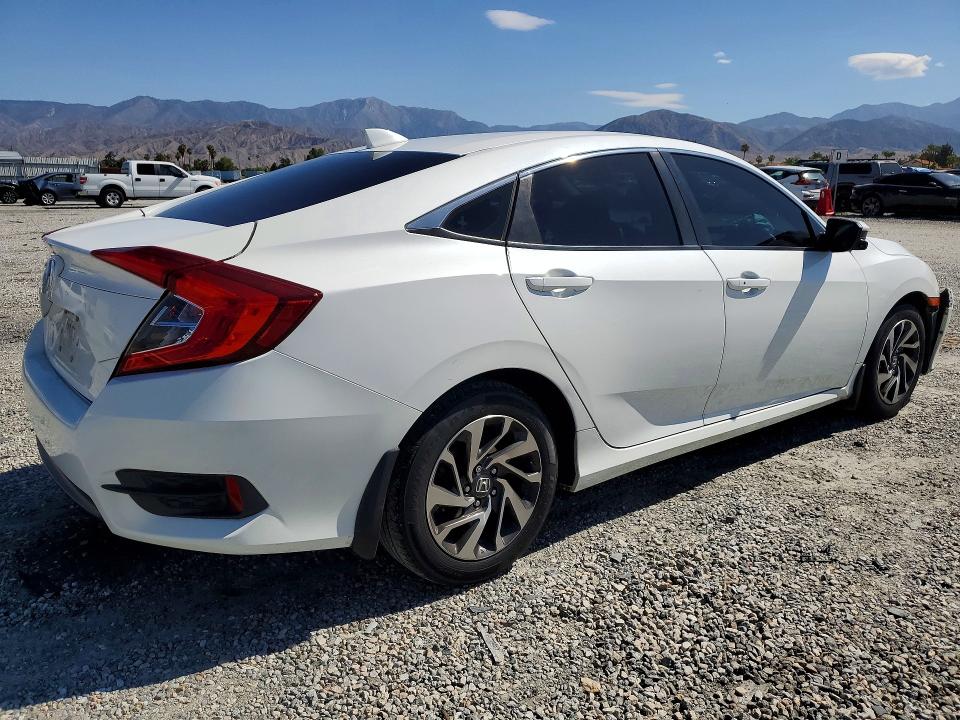 2017 Honda Civic მანქანა იყიდება აუქციონზე, vin: 2HGFC2F77HH542206, აუქციონის ნომერი: 52473326