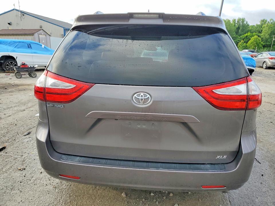 Aukcja sprzedaży 2018 Toyota Sienna, vin: 5TDYZ3DC8JS910525, numer aukcji: 54461896