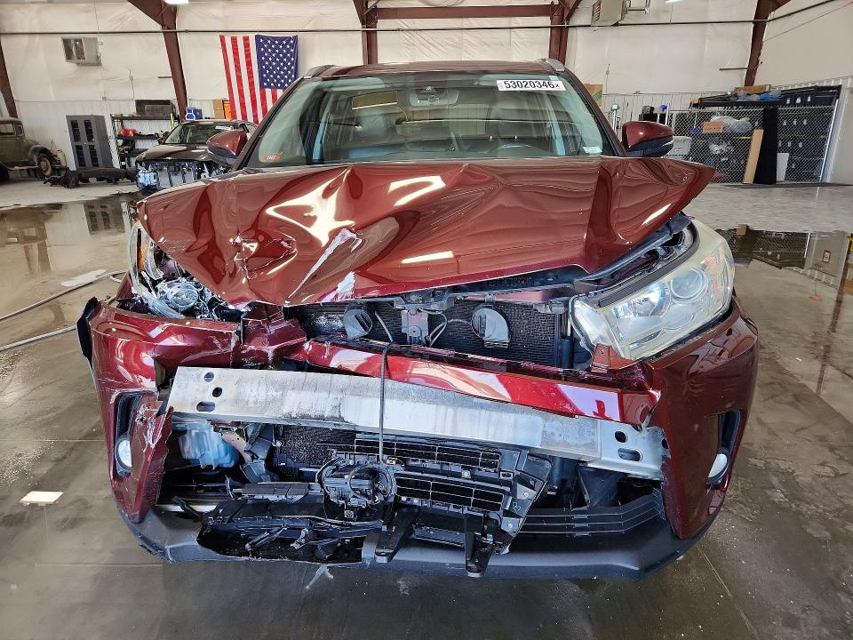 53020346 :رقم المزاد ، 5TDJZRFH4HS372185 vin ، 2017 Toyota Highlander مزاد بيع