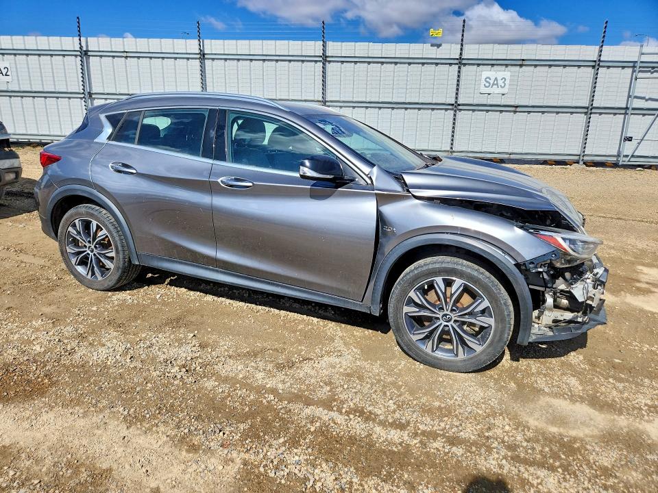 51873386 :رقم المزاد ، SJKCH5CR4HA026567 vin ، 2017 Infiniti Qx30 مزاد بيع