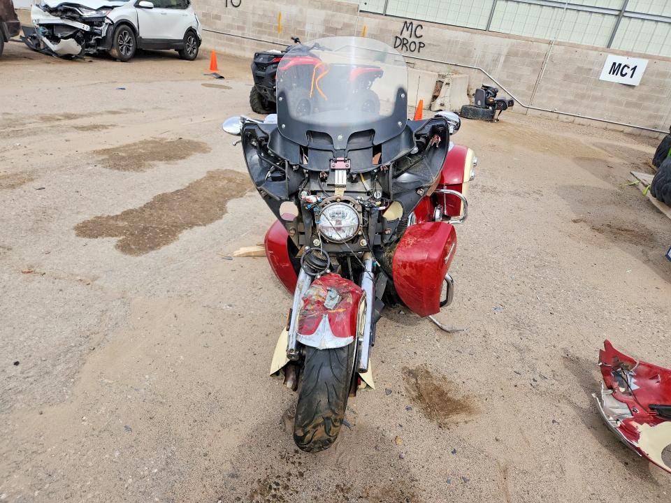2015 Indian Motorcycle Co. Roadmaster მანქანა იყიდება აუქციონზე, vin: 56KTRAAA1F3321952, აუქციონის ნომერი: 52317886