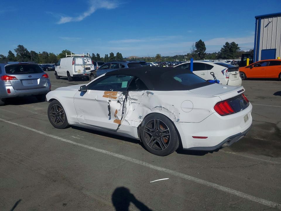 2020 Ford Mustang მანქანა იყიდება აუქციონზე, vin: 1FATP8UH0L5136584, აუქციონის ნომერი: 55076406