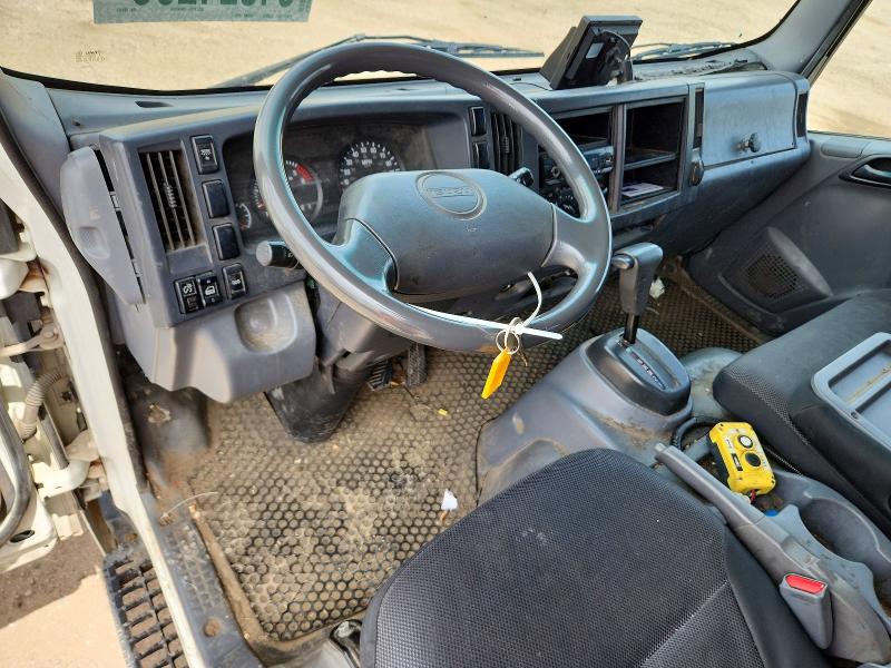 54524296 :رقم المزاد ، 54DC4W1B1FS804157 vin ، 2015 Isuzu Npr Hd مزاد بيع
