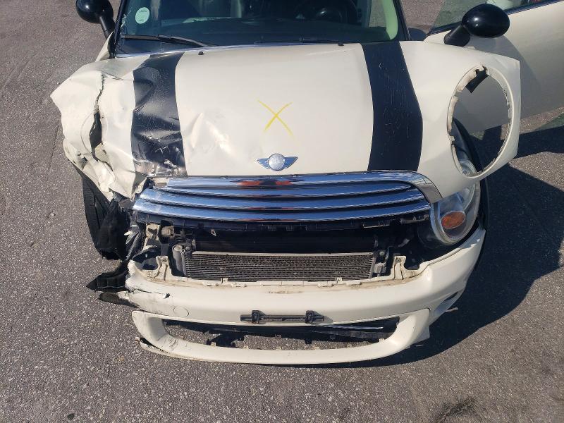 Продаж на аукціоні авто 2014 Mini Cooper, vin: WMWZF3C56ET492311, номер лоту: 52420576