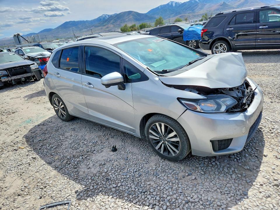 54425526 :رقم المزاد ، 3HGGK5H81FM775804 vin ، 2015 Honda Fit مزاد بيع