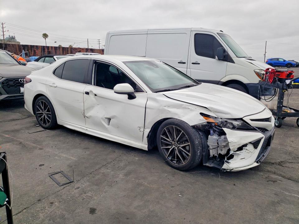 Aukcja sprzedaży 2021 Toyota Camry, vin: 4T1G11AK1MU570651, numer aukcji: 52839696