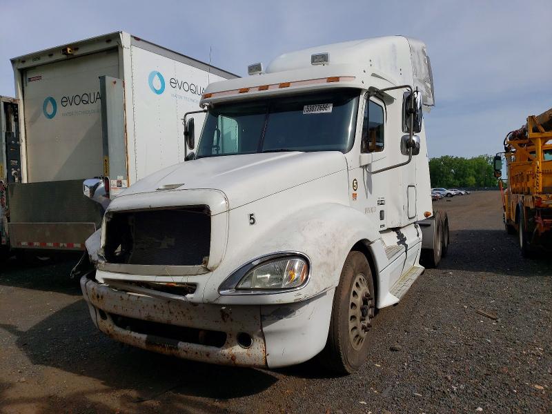 2005 Freightliner Columbia მანქანა იყიდება აუქციონზე, vin: 1FUJA6CV15PU00281, აუქციონის ნომერი: 53077656
