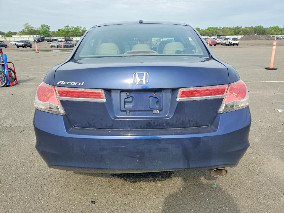 54805346 :رقم المزاد ، 1HGCP2F87BA154978 vin ، 2011 Honda Accord مزاد بيع