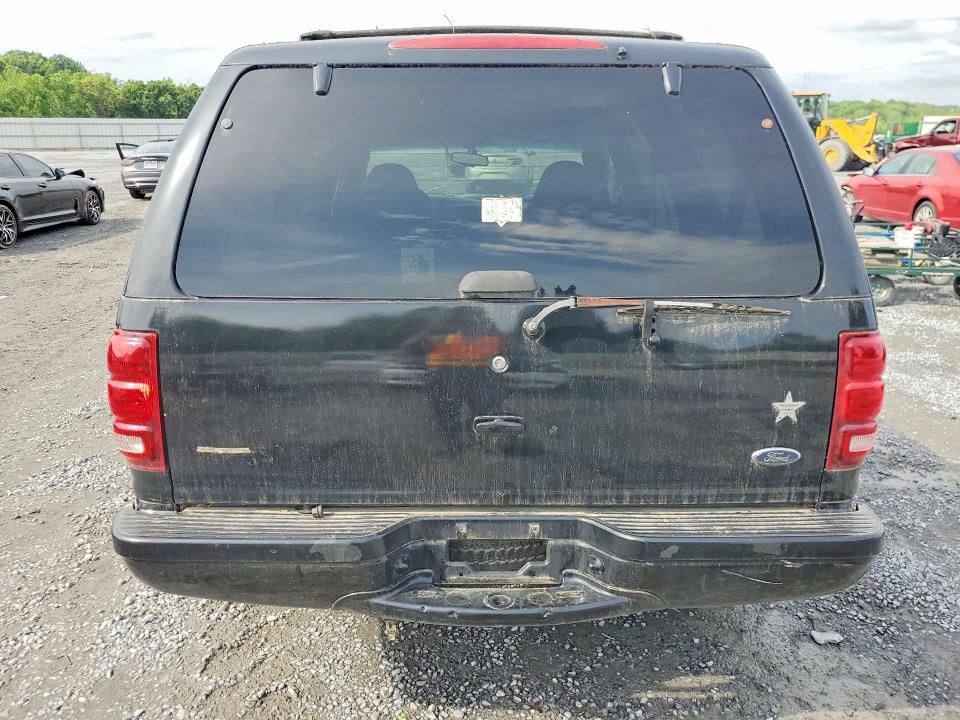 52733596 :رقم المزاد ، 1FMRU15W61LA68037 vin ، 2001 Ford Expedition مزاد بيع