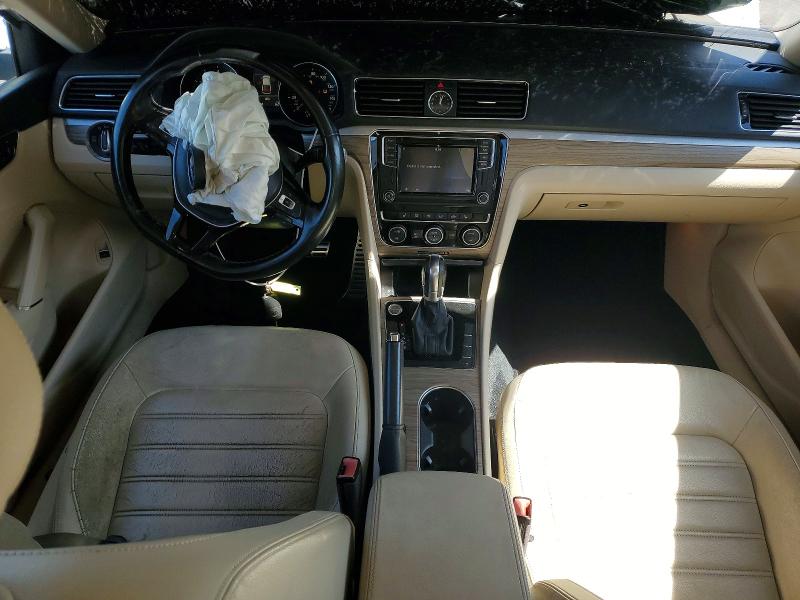 Продажа на аукционе авто 2017 Volkswagen Passat, vin: 1VWCT7A39HC073364, номер лота: 53621696