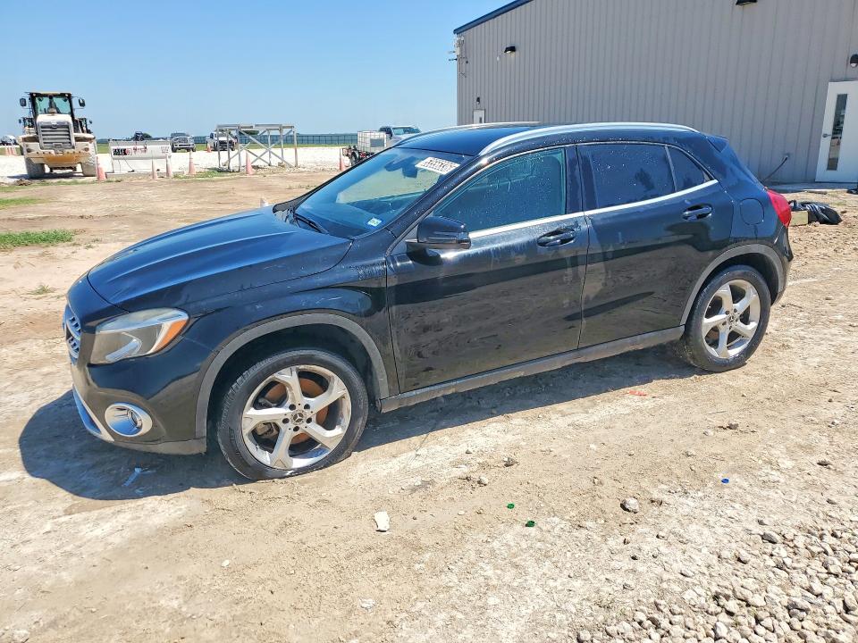 53556336 :رقم المزاد ، WDCTG4EB9KJ575330 vin ، 2019 Mercedes-benz Gla مزاد بيع
