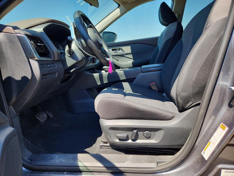 52329086 :رقم المزاد ، 5N1BT3BA7NC726995 vin ، 2022 Nissan Rogue مزاد بيع