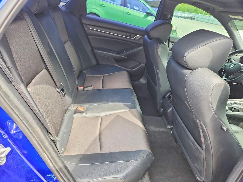 54512126 :رقم المزاد ، 1HGCV2F34JA019885 vin ، 2018 Honda Accord مزاد بيع