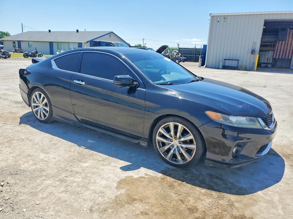 52851896 :رقم المزاد ، 1HGCT2B81EA000272 vin ، 2014 Honda Accord مزاد بيع