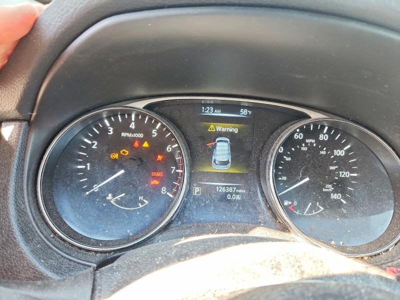 51461046 :رقم المزاد ، 5N1AT2MK2FC825060 vin ، 2015 Nissan Rogue مزاد بيع