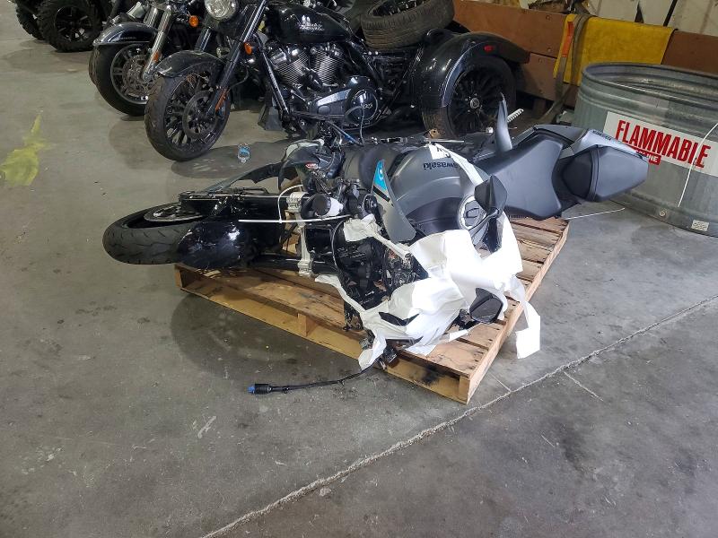 53818226 :رقم المزاد ، JKBZXJJ14SA027253 vin ، 2025 Kawasaki Zx636 مزاد بيع