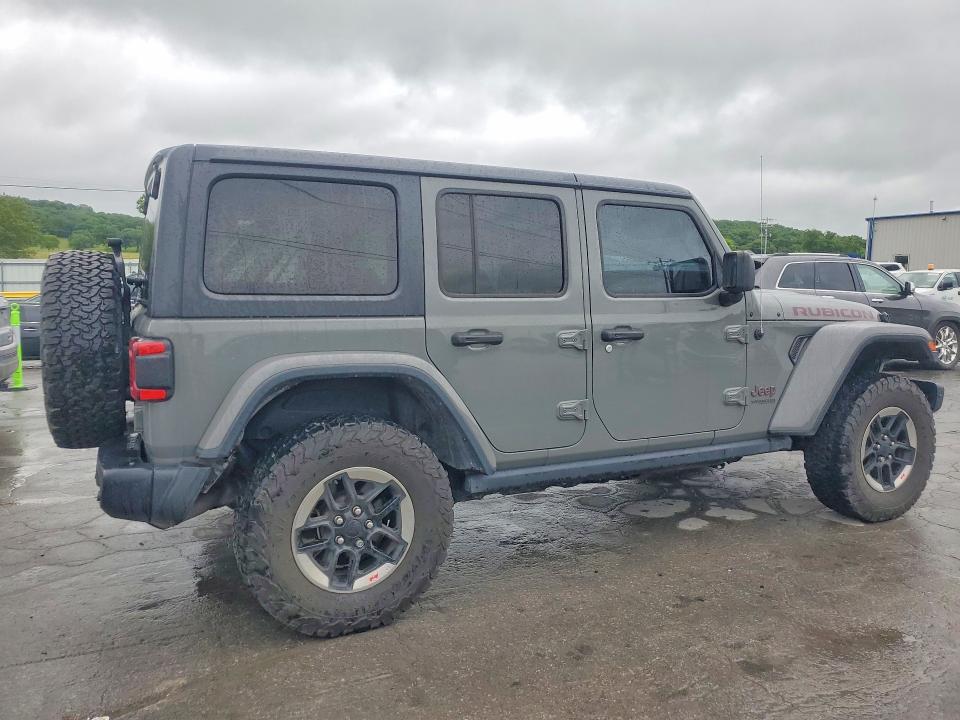 52323546 :رقم المزاد ، 1C4HJXFG7JW256888 vin ، 2018 Jeep Wrangler Unlimited مزاد بيع