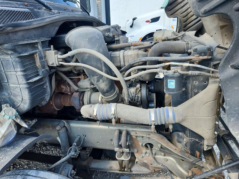 55061376 :رقم المزاد ، 1FUJGLDR49LAE6458 vin ، 2009 Freightliner Cascadia 125 مزاد بيع