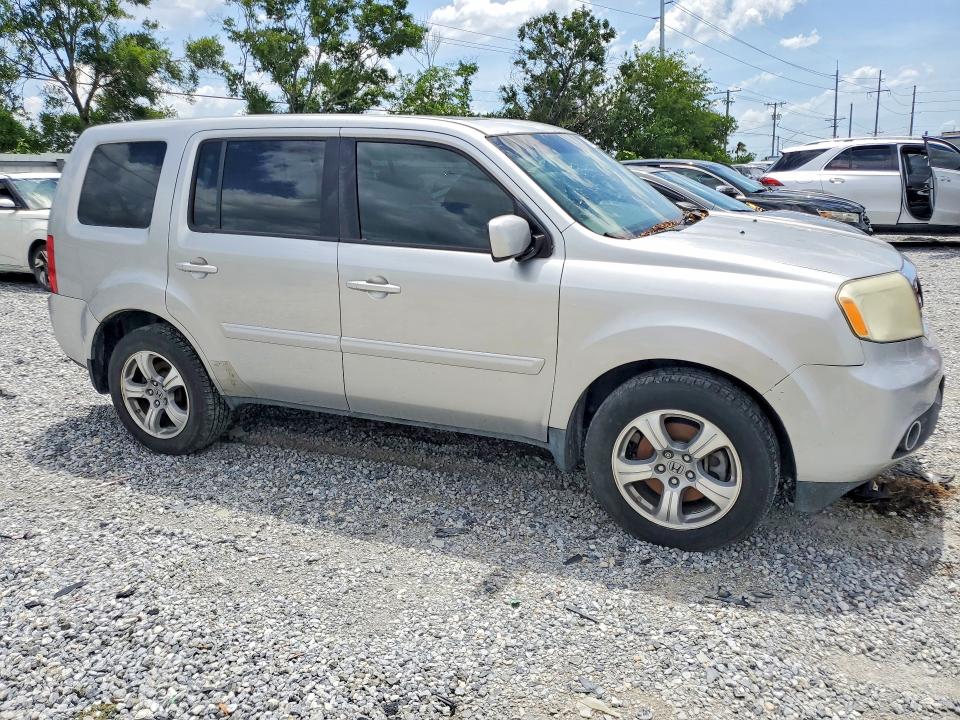 53917976 :رقم المزاد ، 5FNYF4H58DB082320 vin ، 2013 Honda Pilot مزاد بيع