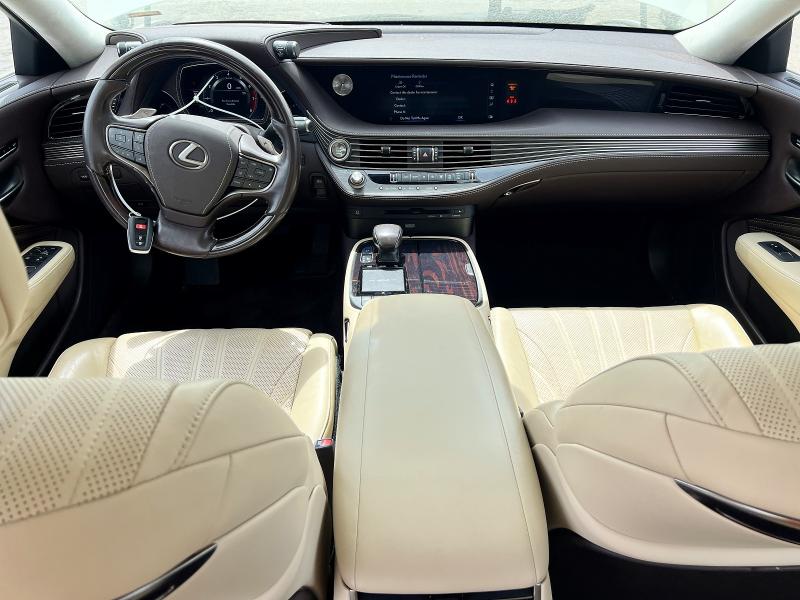 Продажа на аукционе авто 2018 Lexus Ls 500, vin: JTHC51FFXJ5005368, номер лота: 49296826