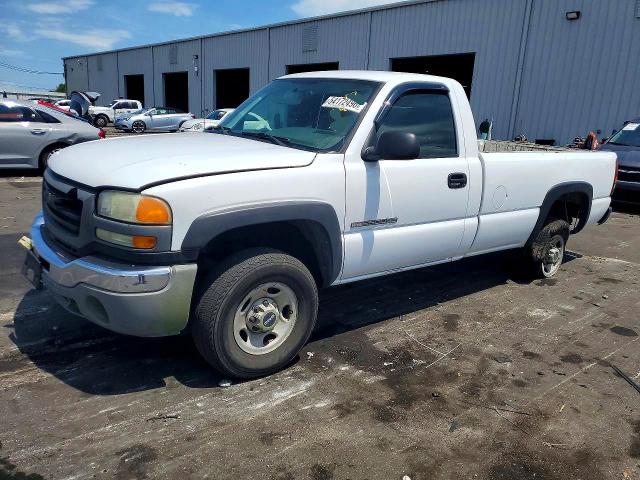 54172496 :رقم المزاد ، 1GTHC24U05E344800 vin ، 2005 Gmc Sierra مزاد بيع