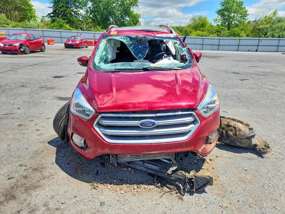 Продажа на аукционе авто 2017 Ford Escape, vin: 1FMCU9J94HUE32402, номер лота: 53635876