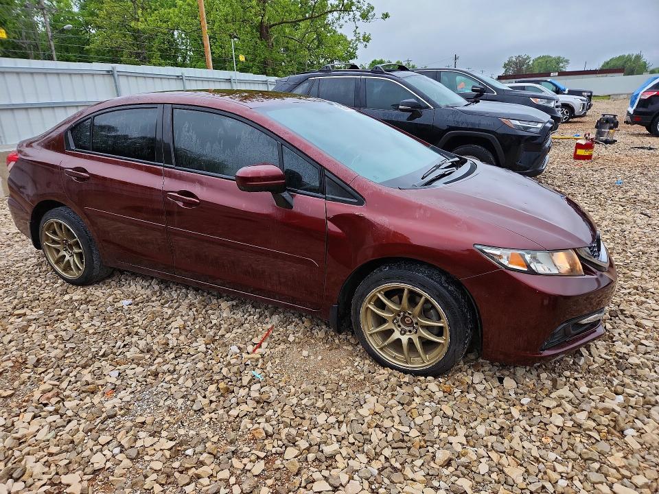52271696 :رقم المزاد ، 19XFB2F59FE117627 vin ، 2015 Honda Civic مزاد بيع