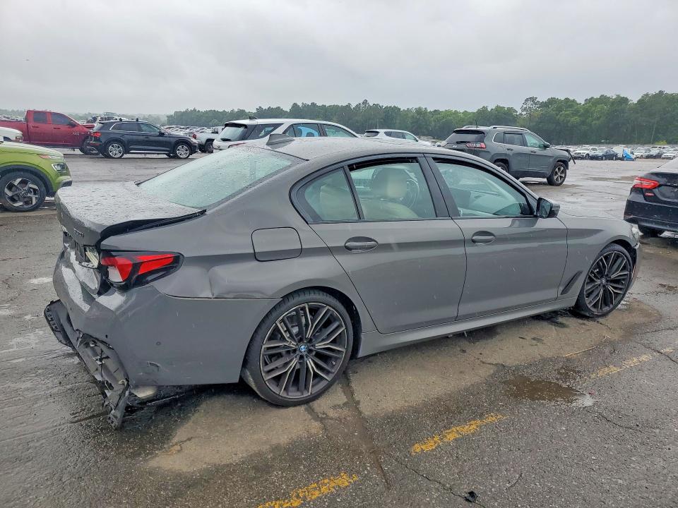 52735196 :رقم المزاد ، WBA53BH04MCF27802 vin ، 2021 Bmw 530 مزاد بيع