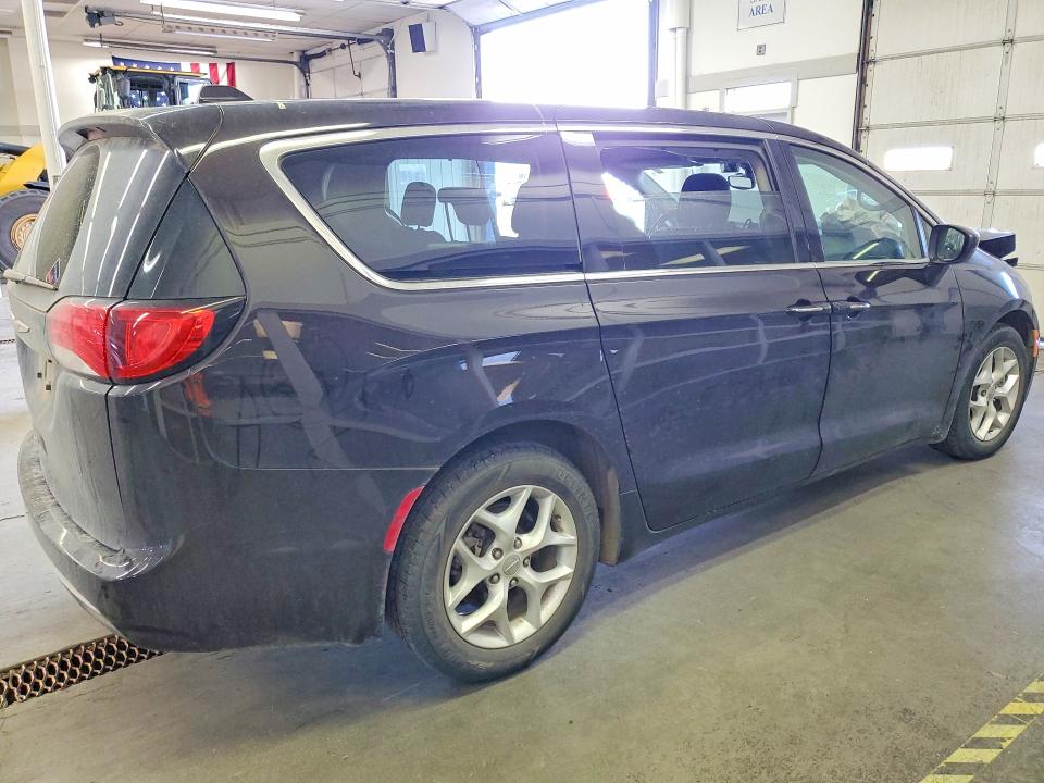 Продажа на аукционе авто 2017 Chrysler Pacifica, vin: 2C4RC1BG2HR833234, номер лота: 53277106
