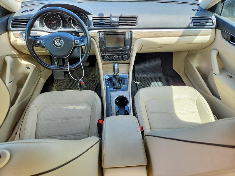 54151146 :رقم المزاد ، 1VWBA7A34JC002662 vin ، 2018 Volkswagen Passat مزاد بيع