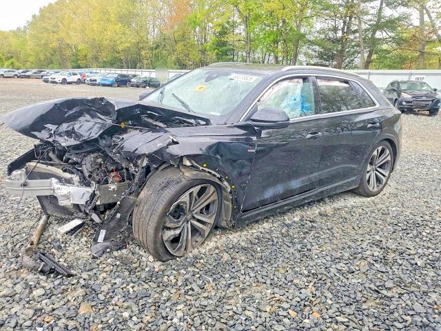 53018826 :رقم المزاد ، WA1EVAF14LD025620 vin ، 2020 Audi Q8 مزاد بيع