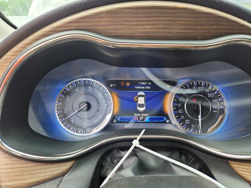 Продажа на аукционе авто 2015 Chrysler 200, vin: 1C3CCCCG7FN584279, номер лота: 54660126