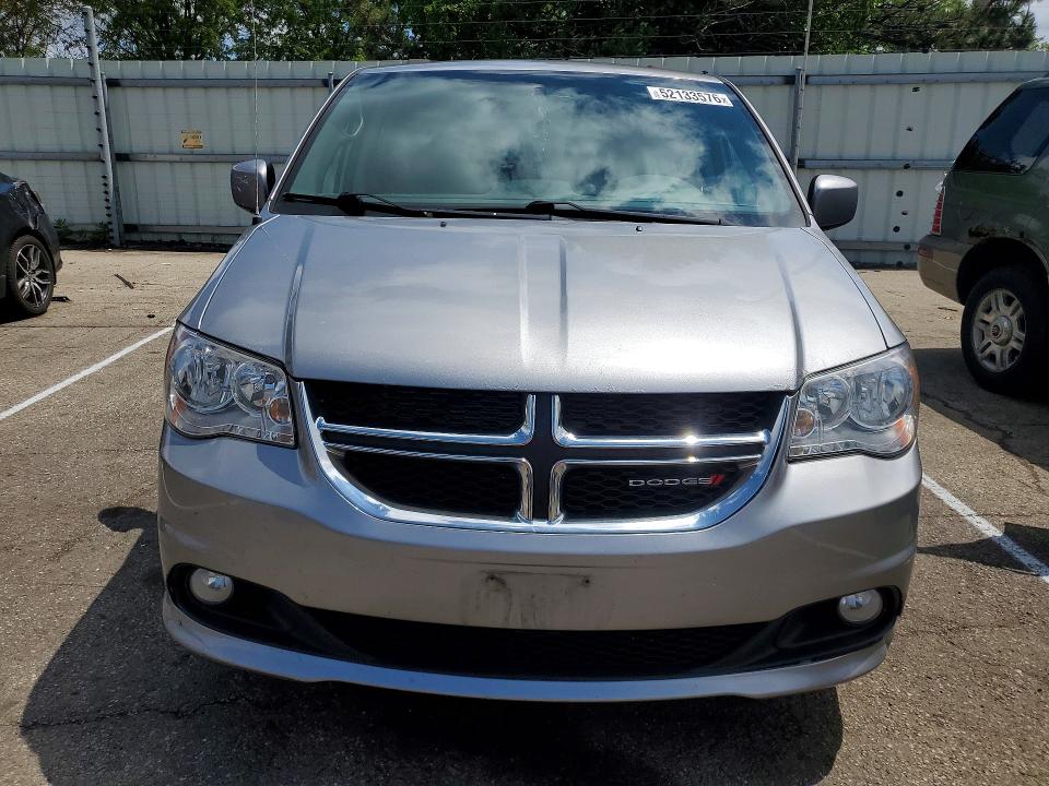 52133576 :رقم المزاد ، 2C4RDGCG8HR828070 vin ، 2017 Dodge Grand Caravan مزاد بيع