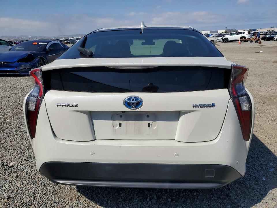 Продаж на аукціоні авто 2018 Toyota Prius, vin: JTDKBRFU7J3599920, номер лоту: 53631576