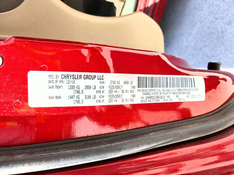 52401536 :رقم المزاد ، 2A4RR6DG1BR616610 vin ، 2011 Chrysler Town & Country مزاد بيع