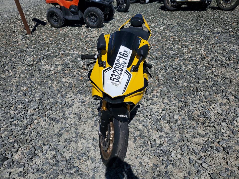 53209816 :رقم المزاد ، JYARN39YXGA000848 vin ، 2016 Yamaha Yzfr1 مزاد بيع