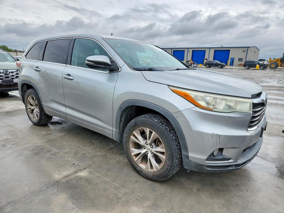 Продаж на аукціоні авто 2015 Toyota Highlander, vin: 5TDZKRFH9FS116404, номер лоту: 52561136