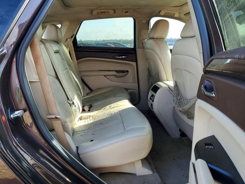 55332536 :رقم المزاد ، 3GYFNEE36GS570335 vin ، 2016 Cadillac Srx مزاد بيع