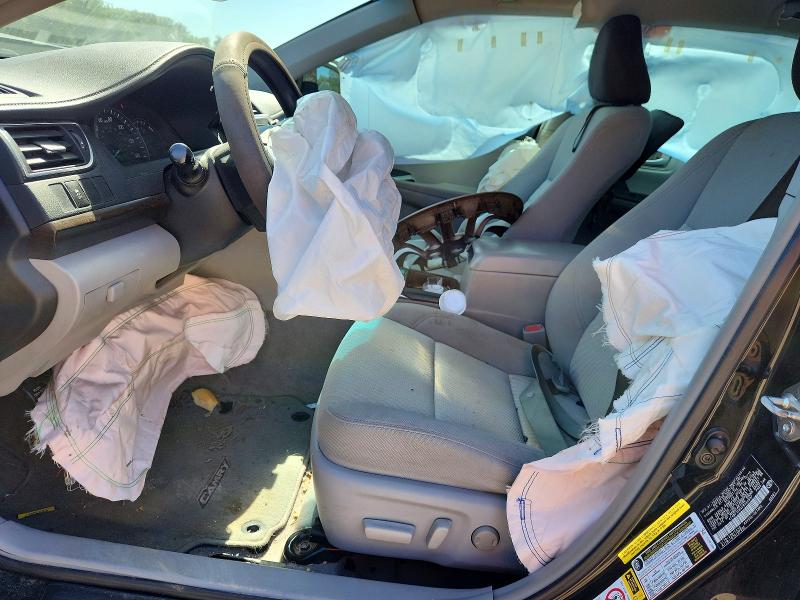 53367596 :رقم المزاد ، 4T4BF1FK4FR464837 vin ، 2015 Toyota Camry مزاد بيع