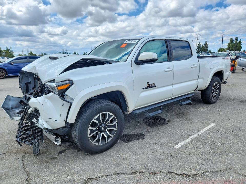 Auction sale of the 2022 Toyota Tacoma, vin: 3TYDZ5BN4NT015610, lot number: 52255276