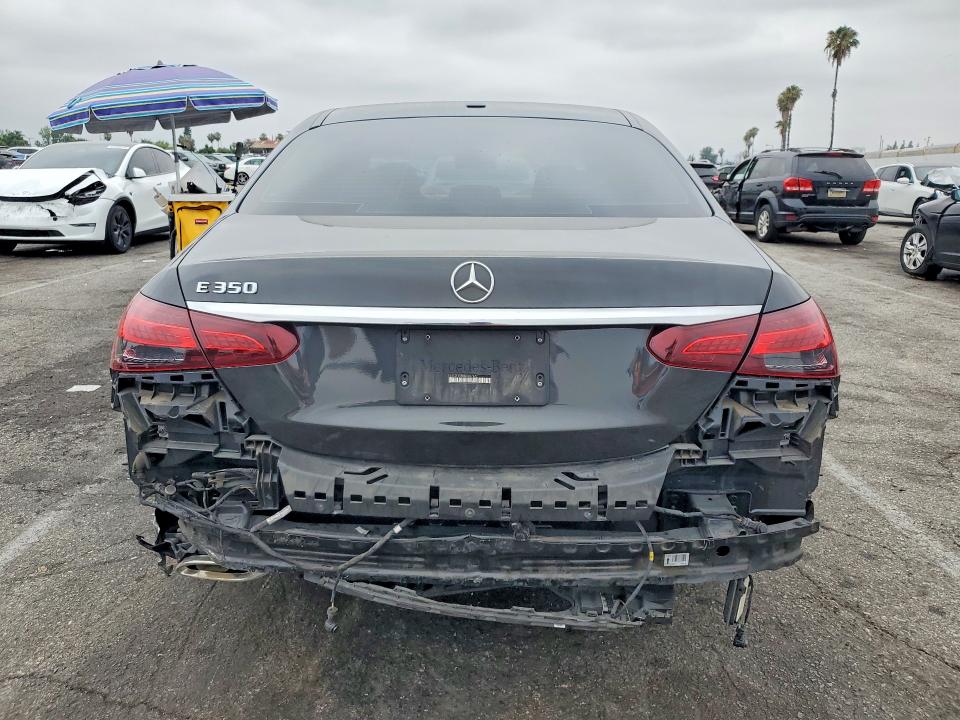 2021 Mercedes-benz E მანქანა იყიდება აუქციონზე, vin: W1KZF8DB0MA967472, აუქციონის ნომერი: 53134086
