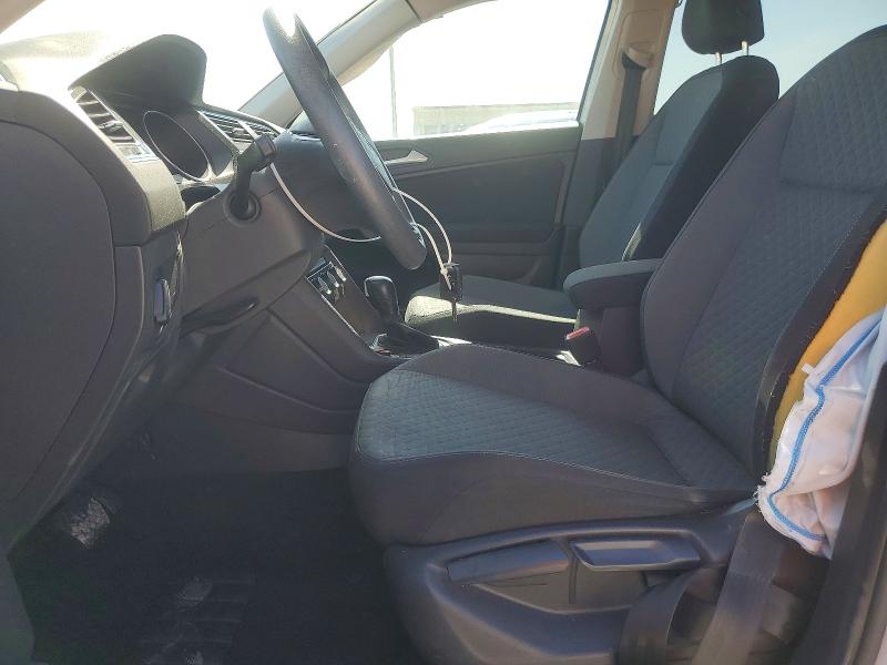 52099416 :رقم المزاد ، 3VV1B7AX6KM142793 vin ، 2019 Volkswagen Tiguan مزاد بيع