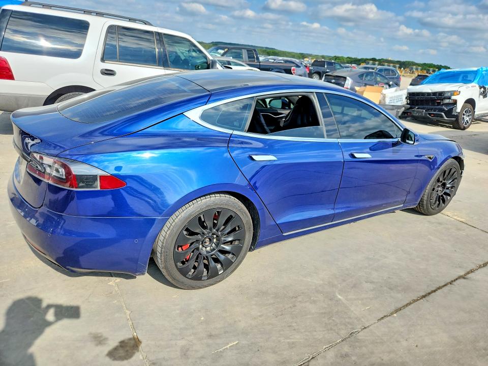 2016 Tesla Model S მანქანა იყიდება აუქციონზე, vin: 5YJSA1E17GF157985, აუქციონის ნომერი: 54135296