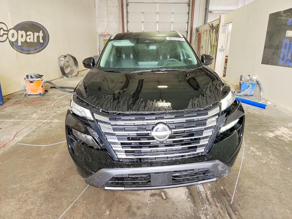 54685066 :رقم المزاد ، 5N1BT3CB1TC791233 vin ، 2026 Nissan Rogue مزاد بيع