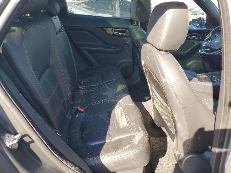 54688256 :رقم المزاد ، SADCK2FX0JA294328 vin ، 2018 Jaguar F-pace مزاد بيع
