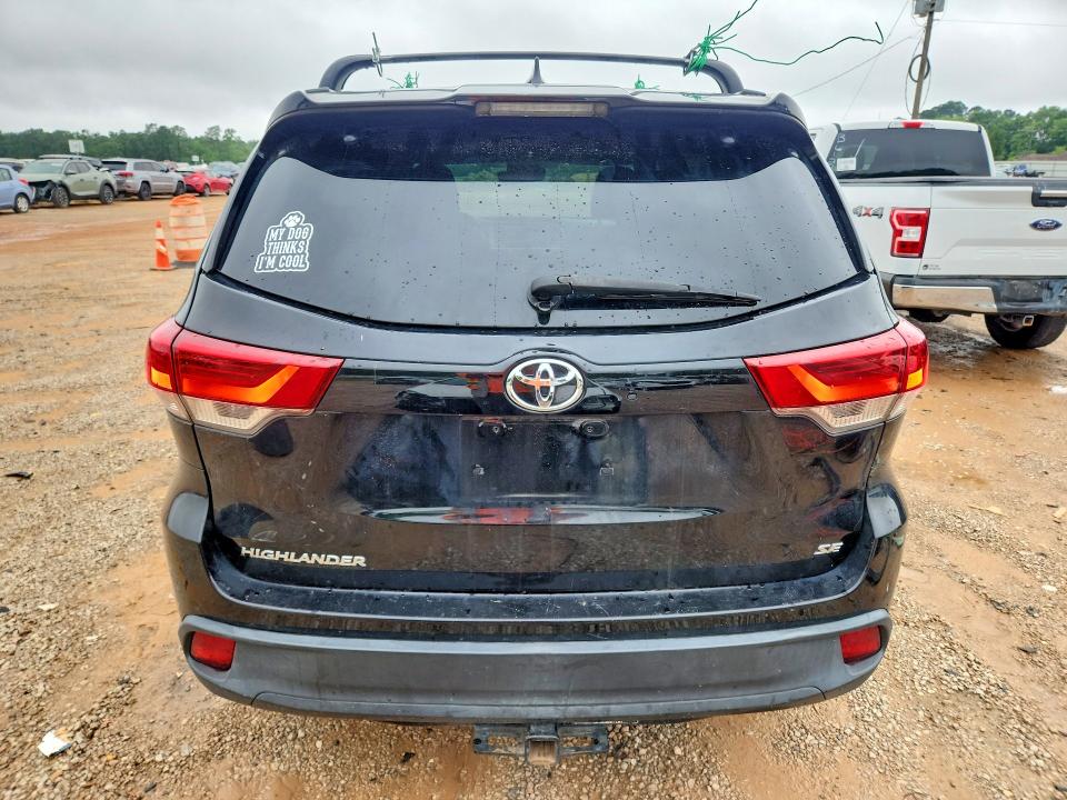 Продаж на аукціоні авто 2017 Toyota Highlander, vin: 5TDKZRFH7HS194583, номер лоту: 52638776